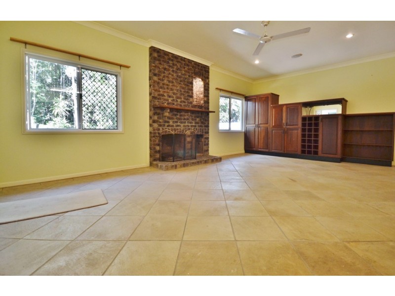 2 Bangalow Place, Kuranda QLD 4881
