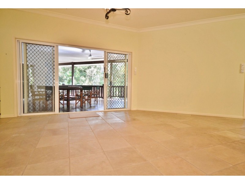 2 Bangalow Place, Kuranda QLD 4881
