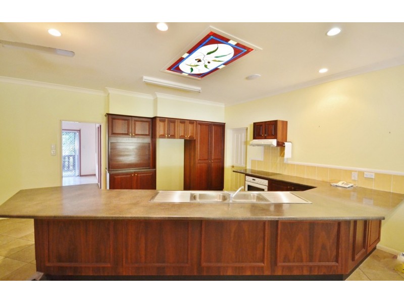 2 Bangalow Place, Kuranda QLD 4881
