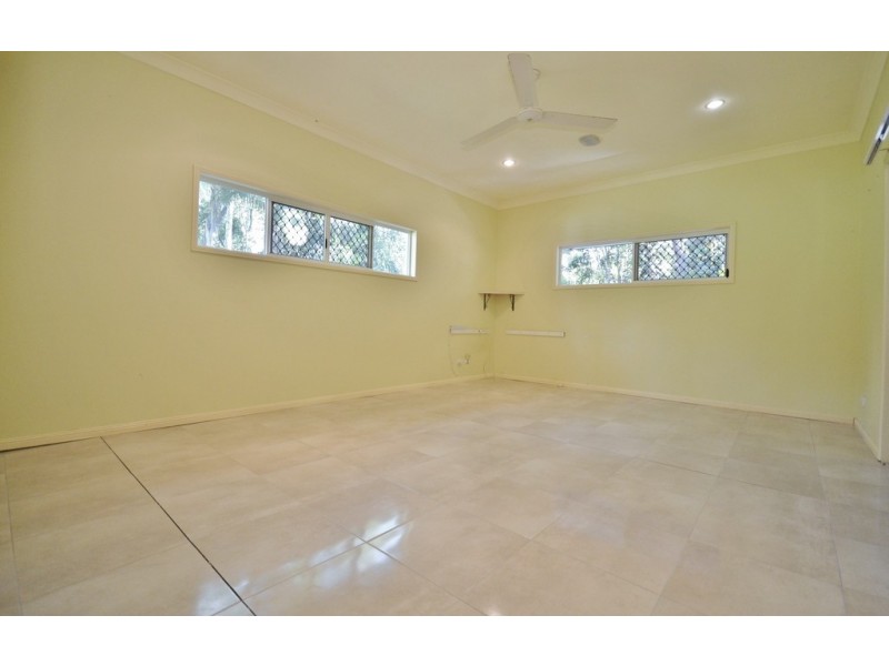 2 Bangalow Place, Kuranda QLD 4881