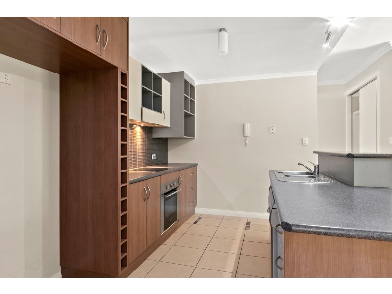 9/1804 Captain Cook Highway, Clifton Beach QLD 4879