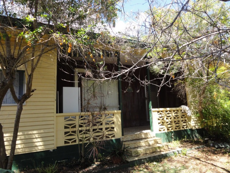 25 Mason Street, Mareeba QLD 4880