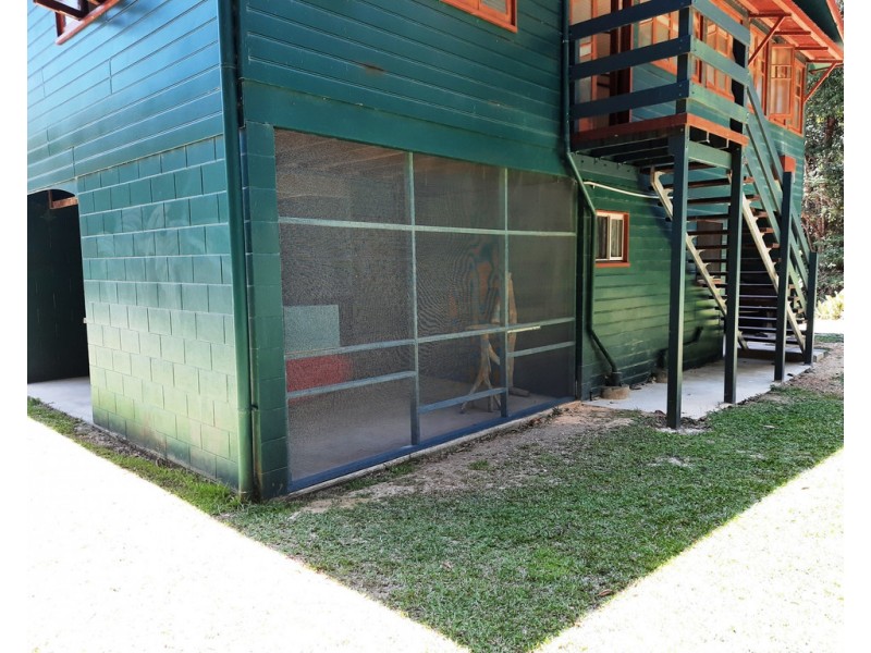 2 Rosewood Drive, Kuranda QLD 4881