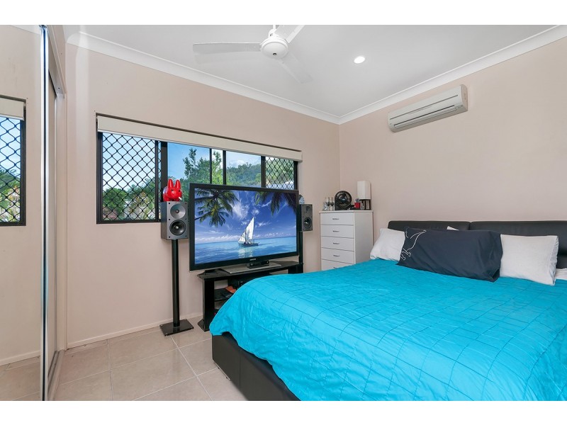 16 Milko Close, Brinsmead QLD 4870