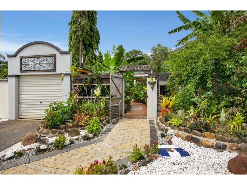 15 MacAlister Place, Smithfield QLD 4878