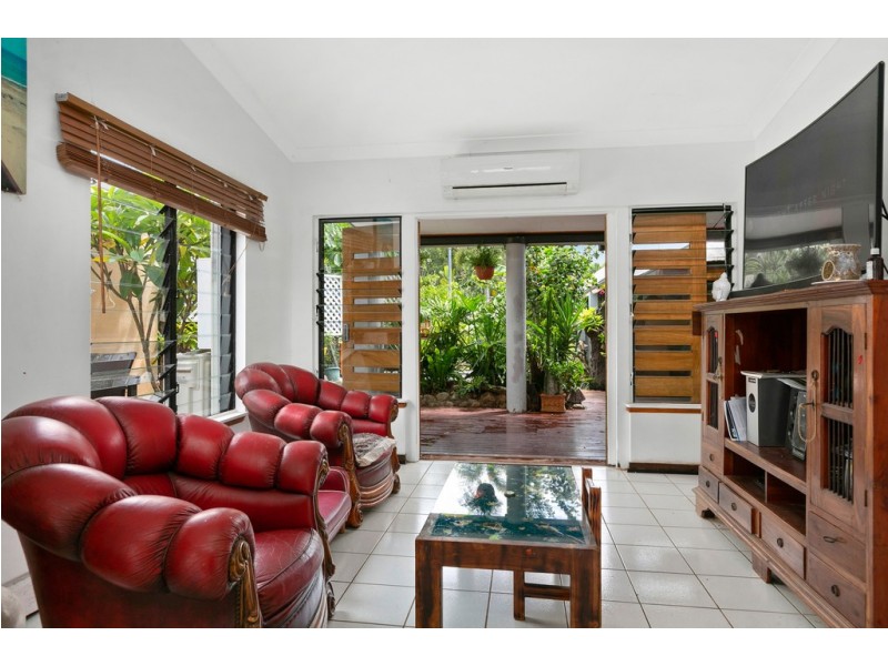 15 MacAlister Place, Smithfield QLD 4878