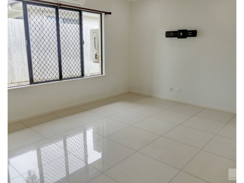 33 Carter Close, Smithfield QLD 4878