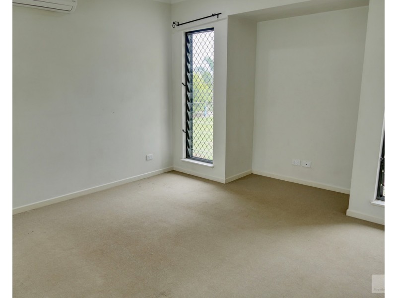 33 Carter Close, Smithfield QLD 4878