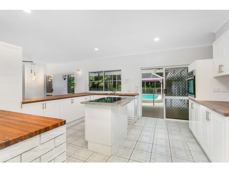 18 Butler Drive, Kuranda QLD 4881