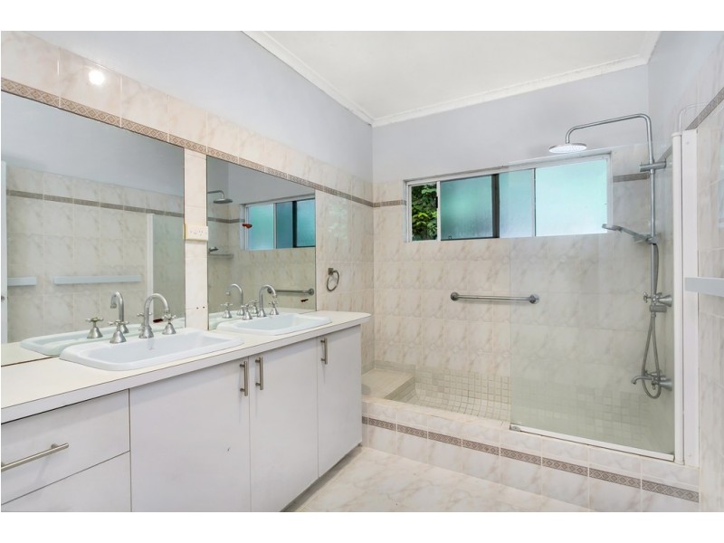 18 Butler Drive, Kuranda QLD 4881