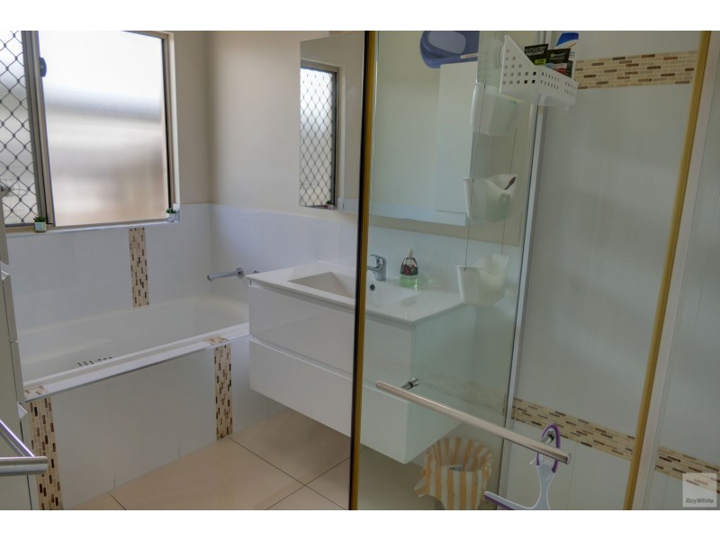3 Thornborough Circuit, Smithfield QLD 4878