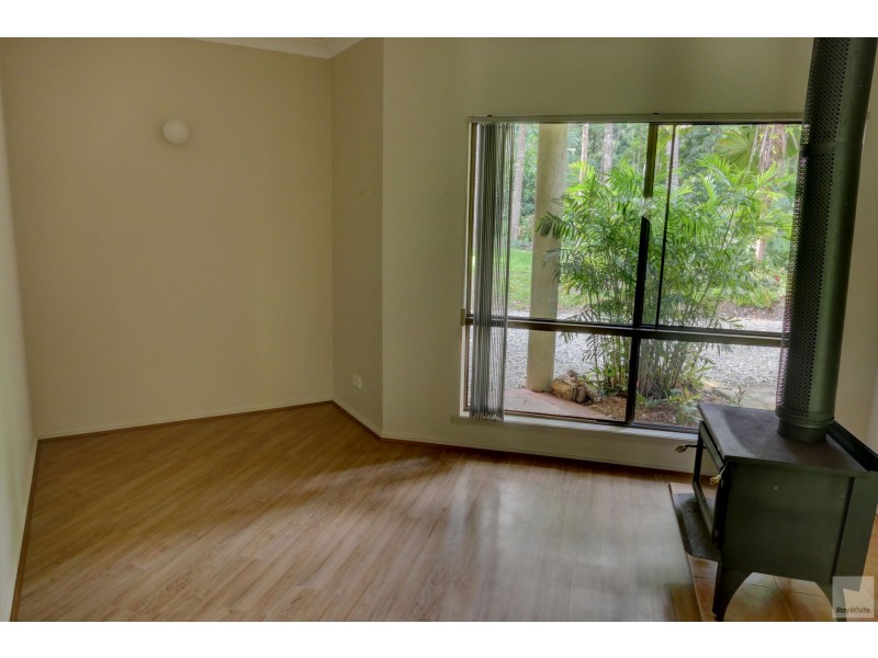 17 Bangalow Place, Kuranda QLD 4881