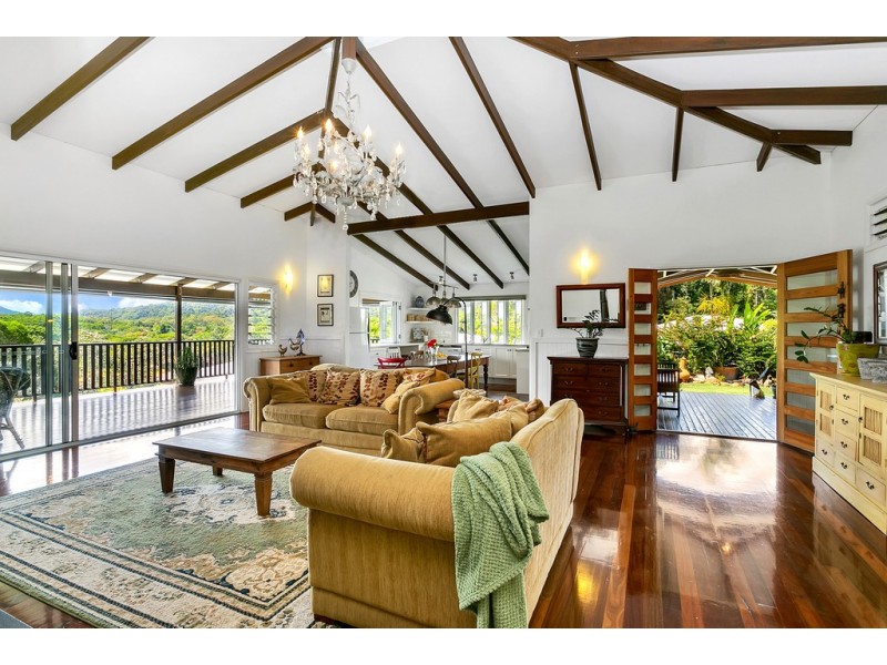 42 Williamson Drive, Kuranda QLD 4881