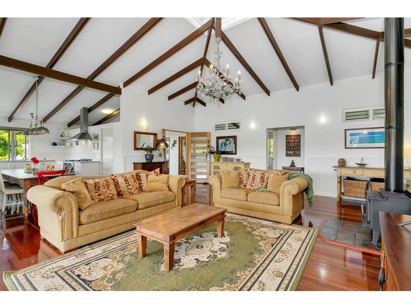 42 Williamson Drive, Kuranda QLD 4881