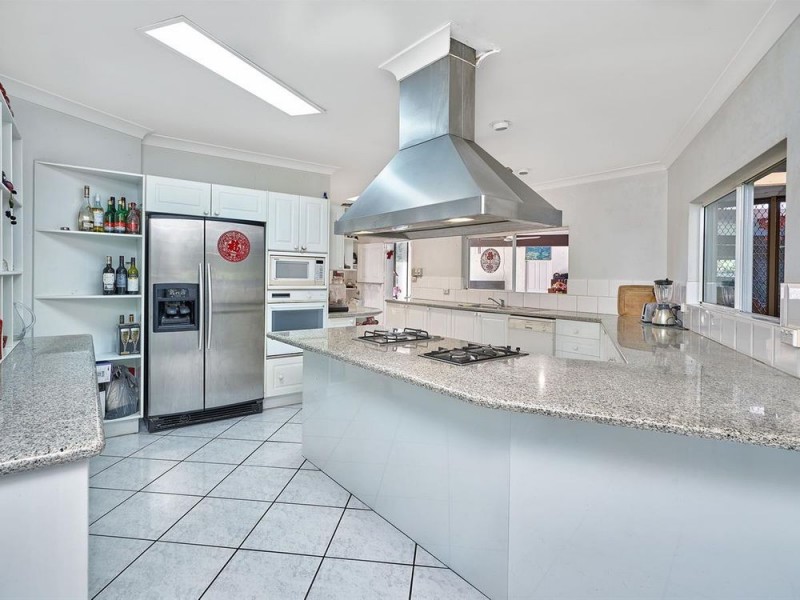 5-7 (House) Knight Road, Smithfield QLD 4878