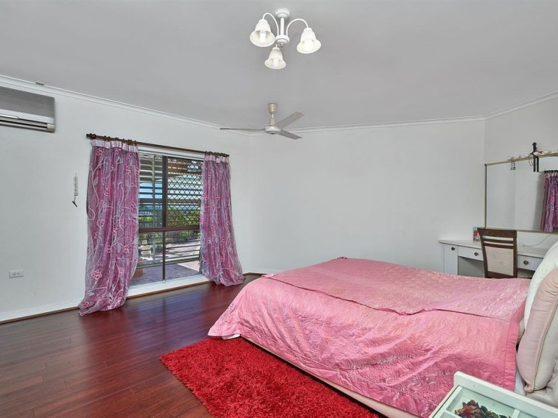 5-7 (House) Knight Road, Smithfield QLD 4878