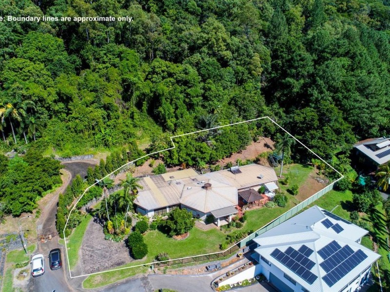 5-7 (House) Knight Road, Smithfield QLD 4878