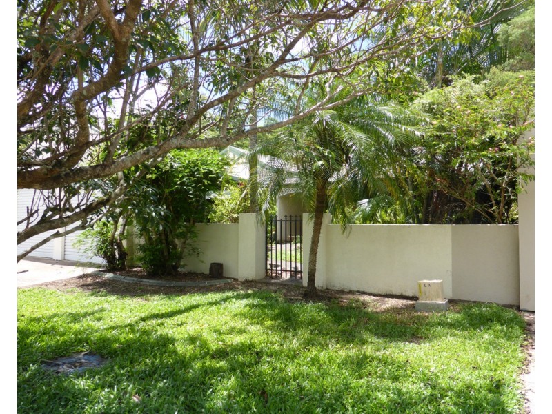 22 Lamb Street, Smithfield QLD 4878