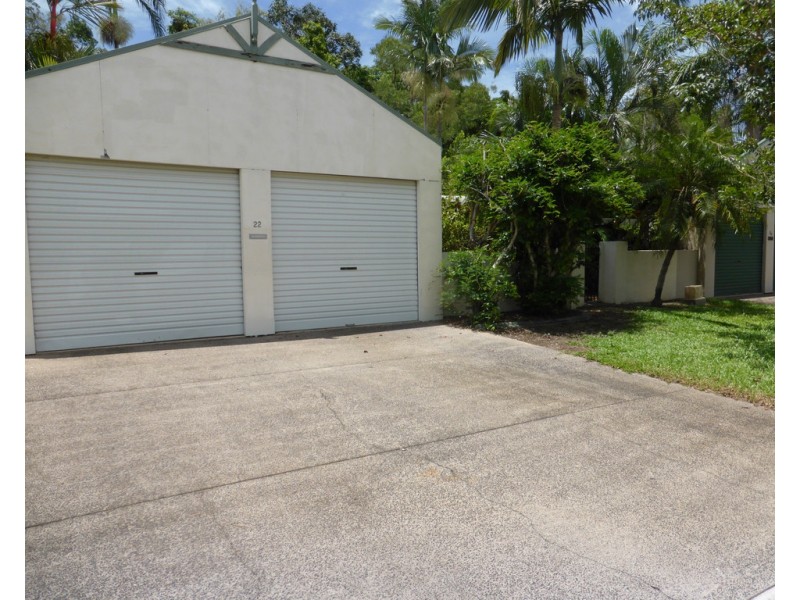 22 Lamb Street, Smithfield QLD 4878