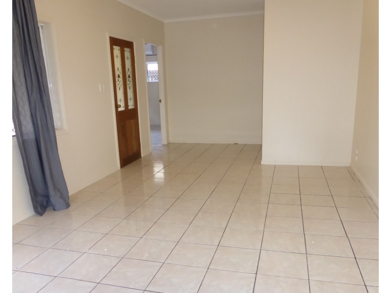 22 Lamb Street, Smithfield QLD 4878