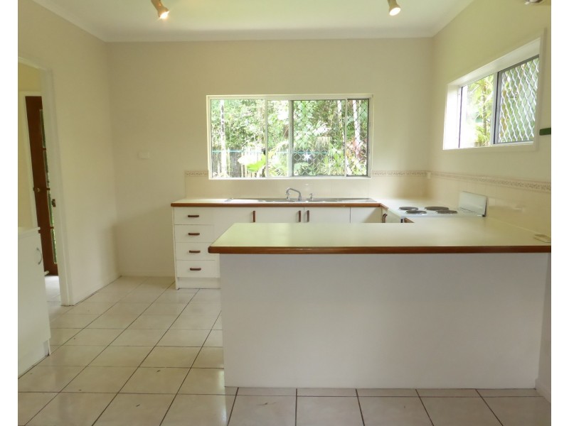 22 Lamb Street, Smithfield QLD 4878