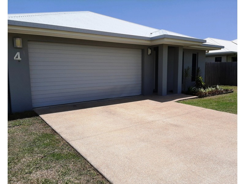 4 Byerstown Link, Trinity Park QLD 4879