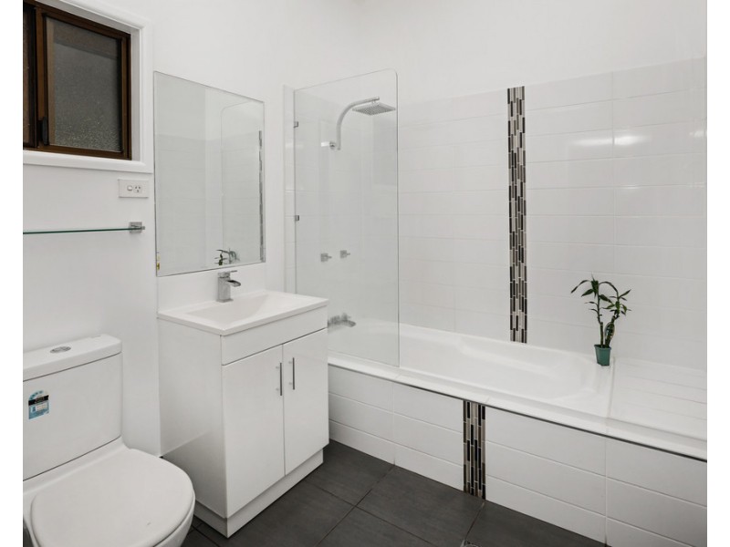 6 Darkin Close, Smithfield QLD 4878