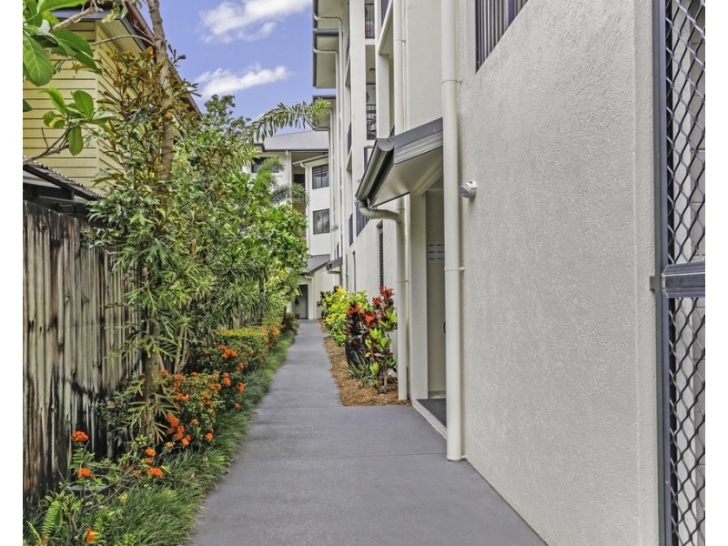 11/136 Buchan Street, Bungalow QLD 4870