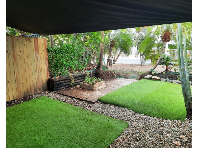 11/22-24 Fairweather Street, Yorkeys Knob QLD 4878