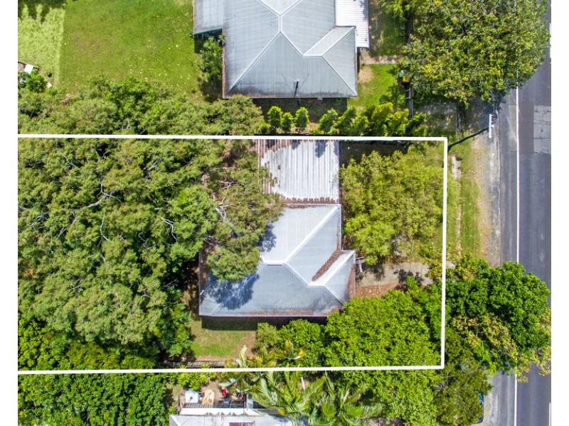 11 Macnamara Street, Manunda QLD 4870