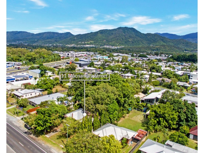 11 Macnamara Street, Manunda QLD 4870