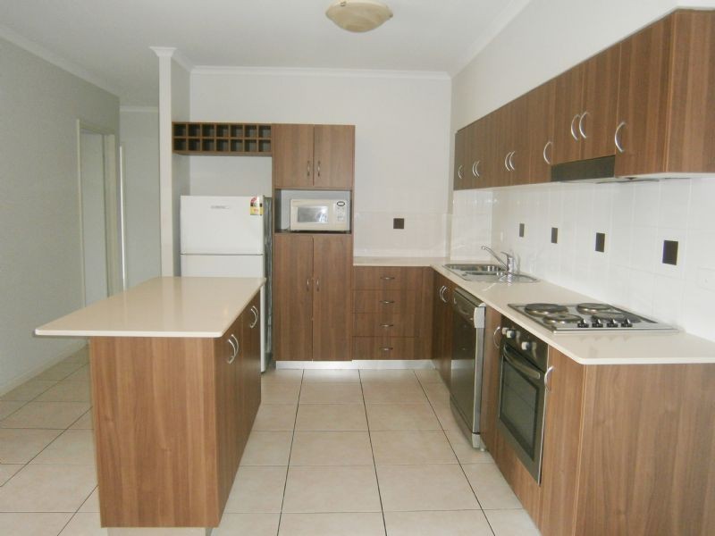 8/89-91 Ishmael Road, Earlville QLD 4870