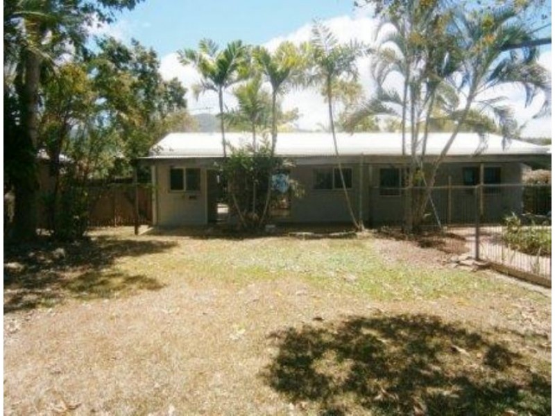 12 SIDLAW STREET, Smithfield QLD 4878