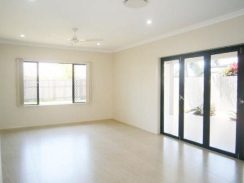 39 Selwyn Circuit, Trinity Park QLD 4879