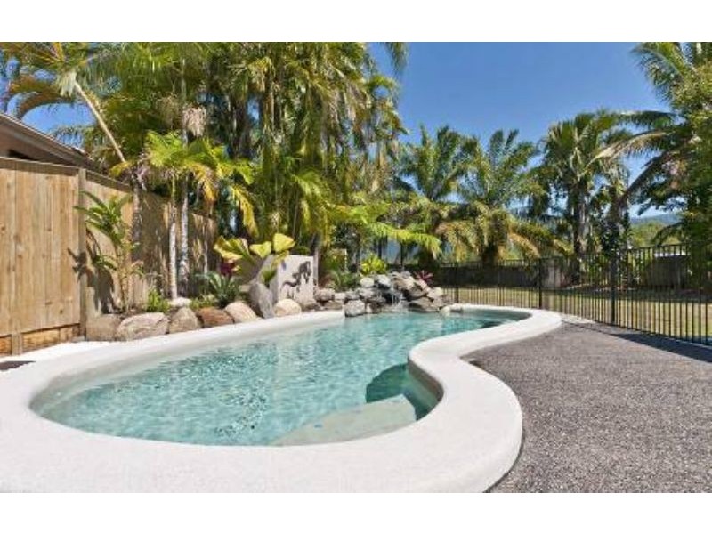 9 Avoca Close, Kewarra Beach QLD 4879