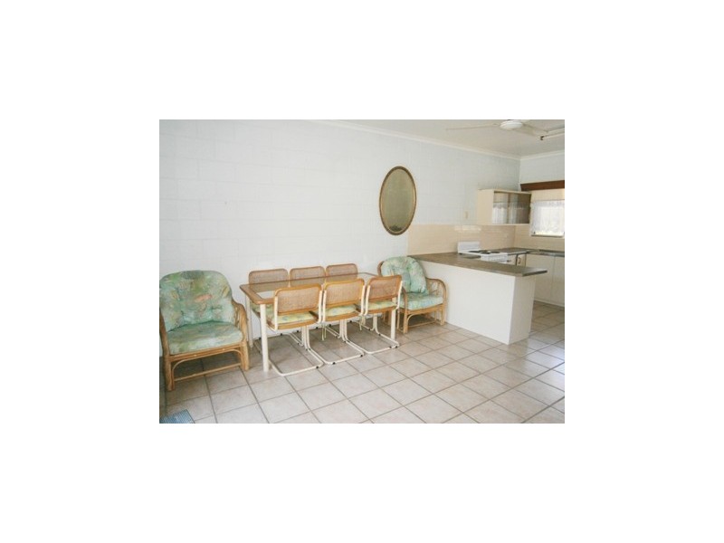 3/49 Sims Esplanade, Yorkeys Knob QLD 4878