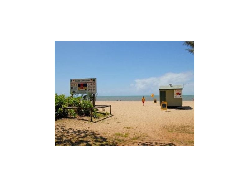 3/49 Sims Esplanade, Yorkeys Knob QLD 4878