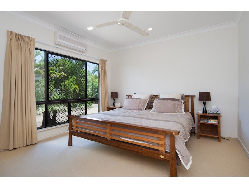 Kewarra Beach QLD 4879