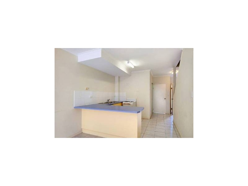 8/531 Varley Street, Yorkeys Knob QLD 4878