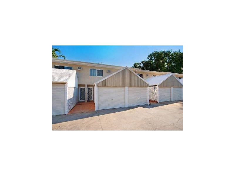 8/531 Varley Street, Yorkeys Knob QLD 4878