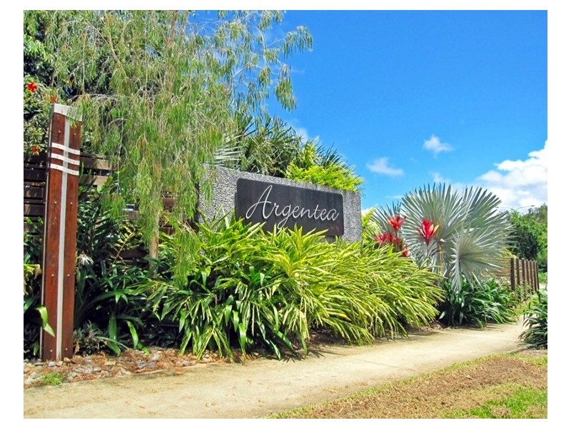 Palm Cove QLD 4879