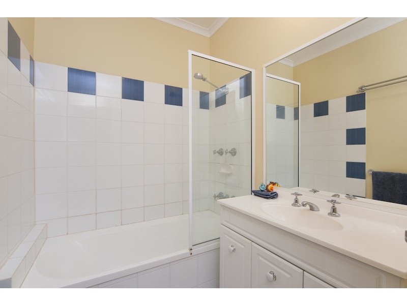 Holloways Beach QLD 4878