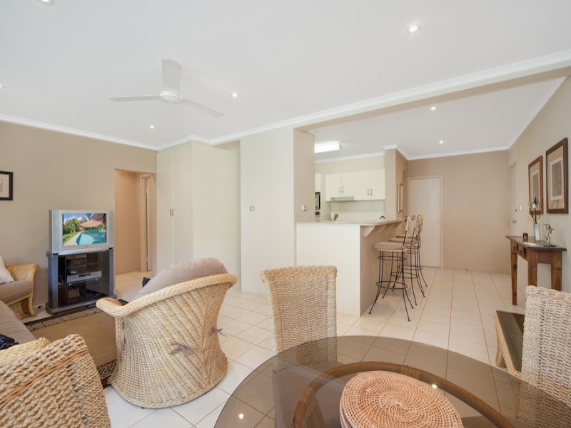 3/5-7 Amphora Street, Palm Cove QLD 4879
