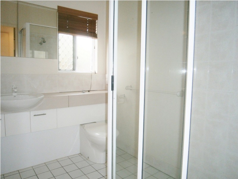 6/2 Nesbit Street, Whitfield QLD 4870