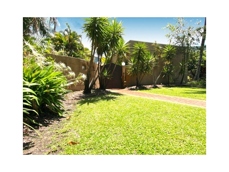 Clifton Beach QLD 4879