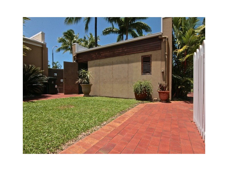 Clifton Beach QLD 4879