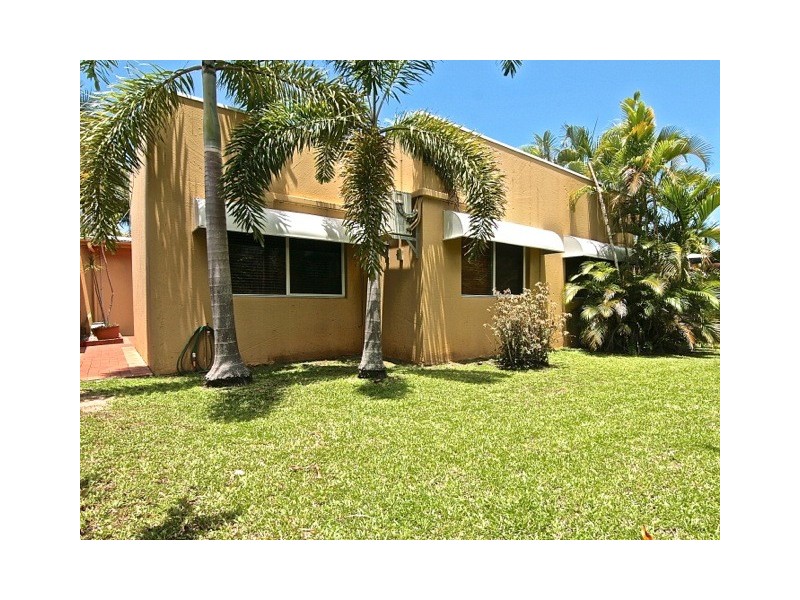 Clifton Beach QLD 4879