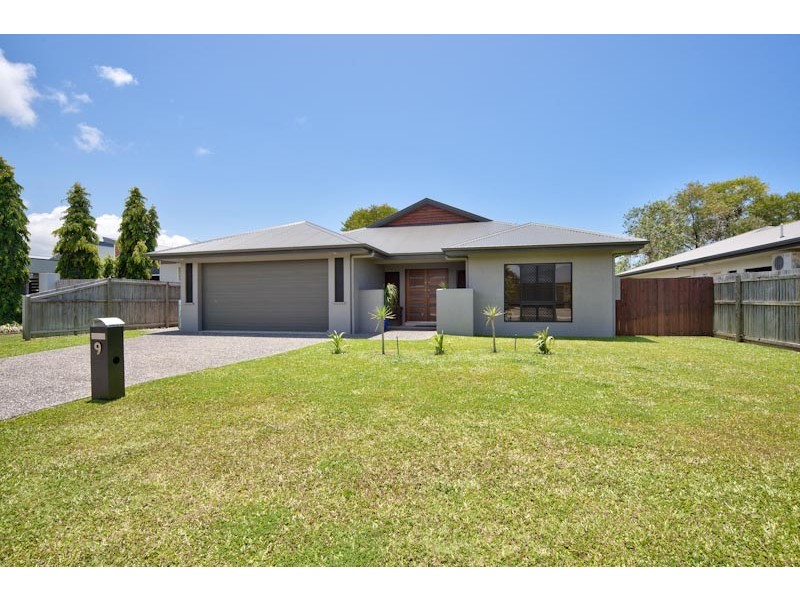 9 Vetiver Street, Trinity Park QLD 4879