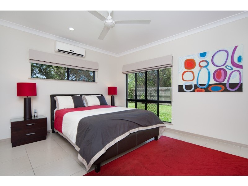 9 Vetiver Street, Trinity Park QLD 4879