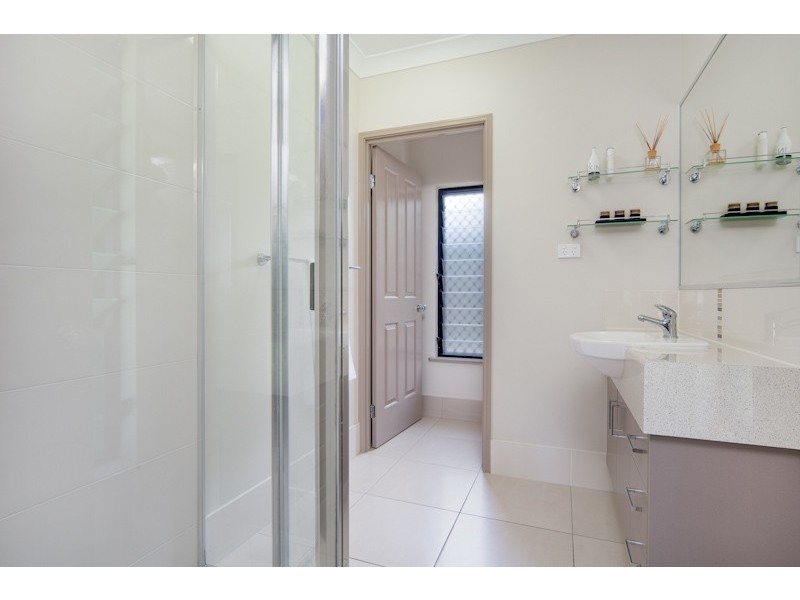 9 Vetiver Street, Trinity Park QLD 4879